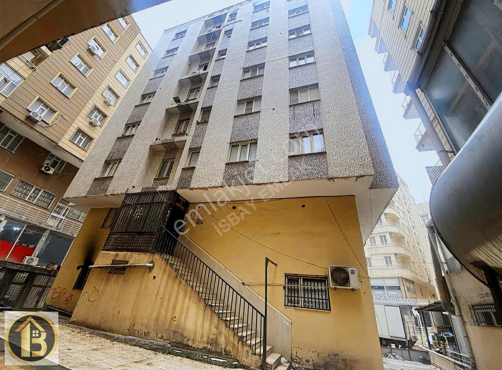 Valilik Civarı, İş Bankası Arkası 1+1 Ayrı Mutfaklı Daire - Görsel 4