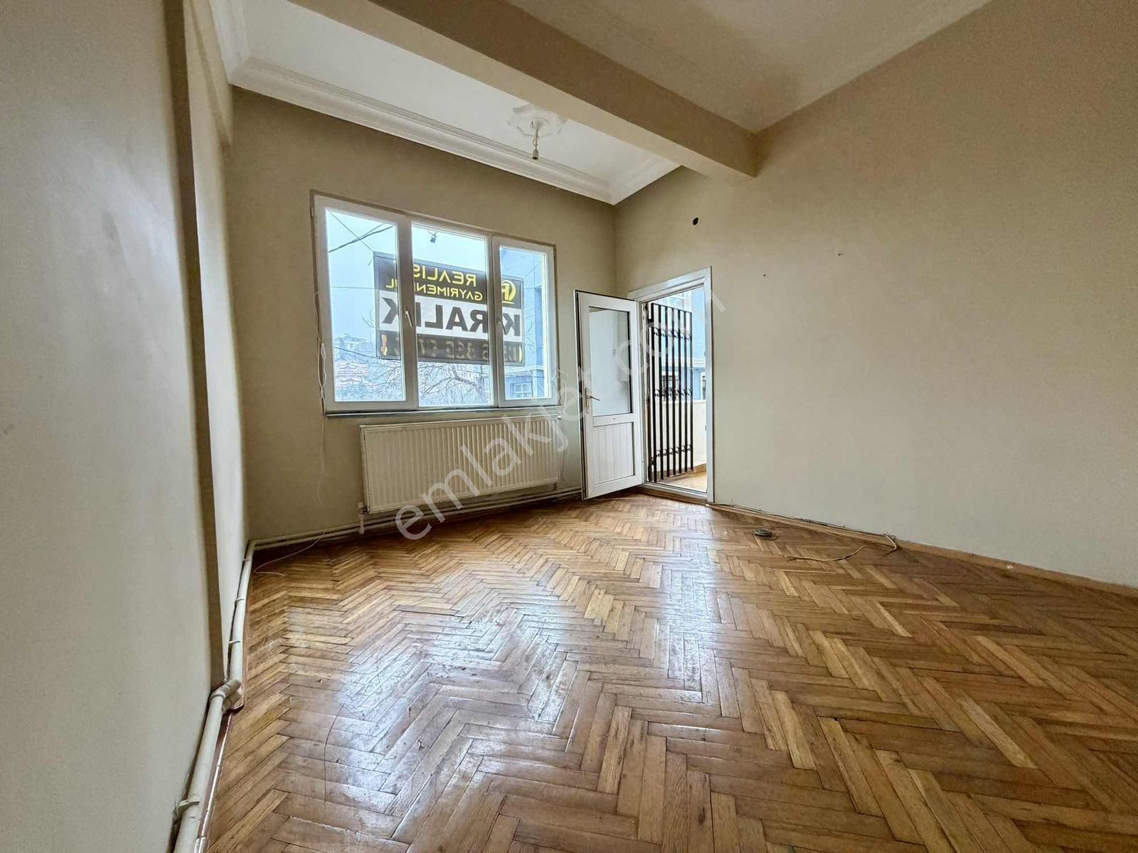 Caddeye Yakın 2+1 Kiralık Daire