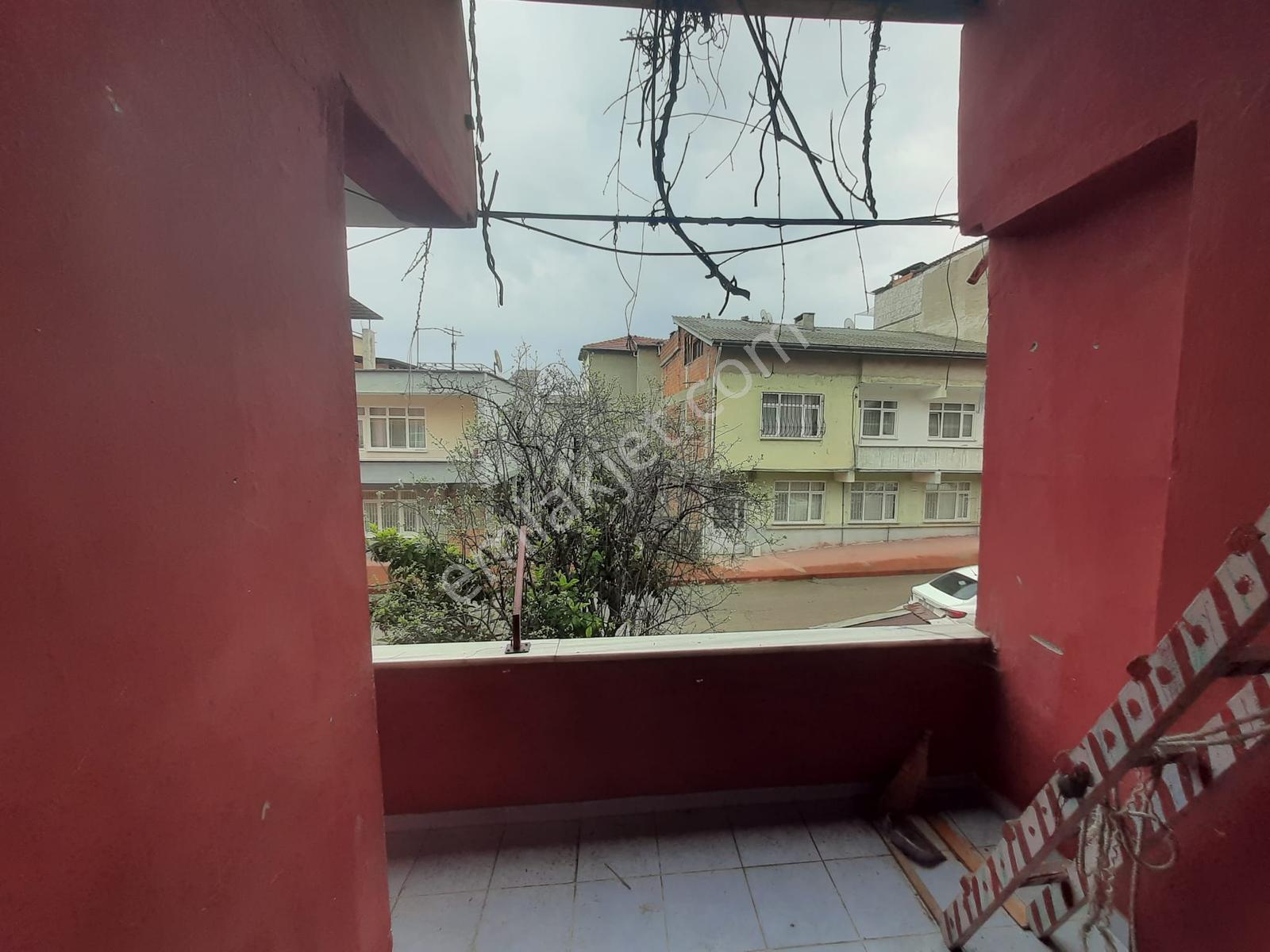 Yağmur Emlak'tan Merkezi Konumda Satılık 2 Katlı Müstakil Ev - Görsel 15
