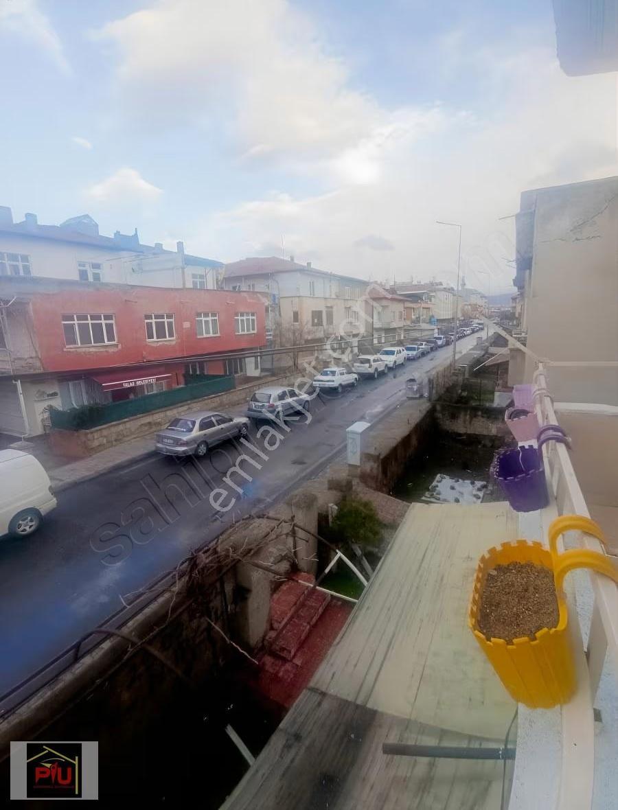 Yeni Mahallede Satılık 2+1 ( 110 M2) Geniş Ferah Fırsat Dairesi - Görsel 24
