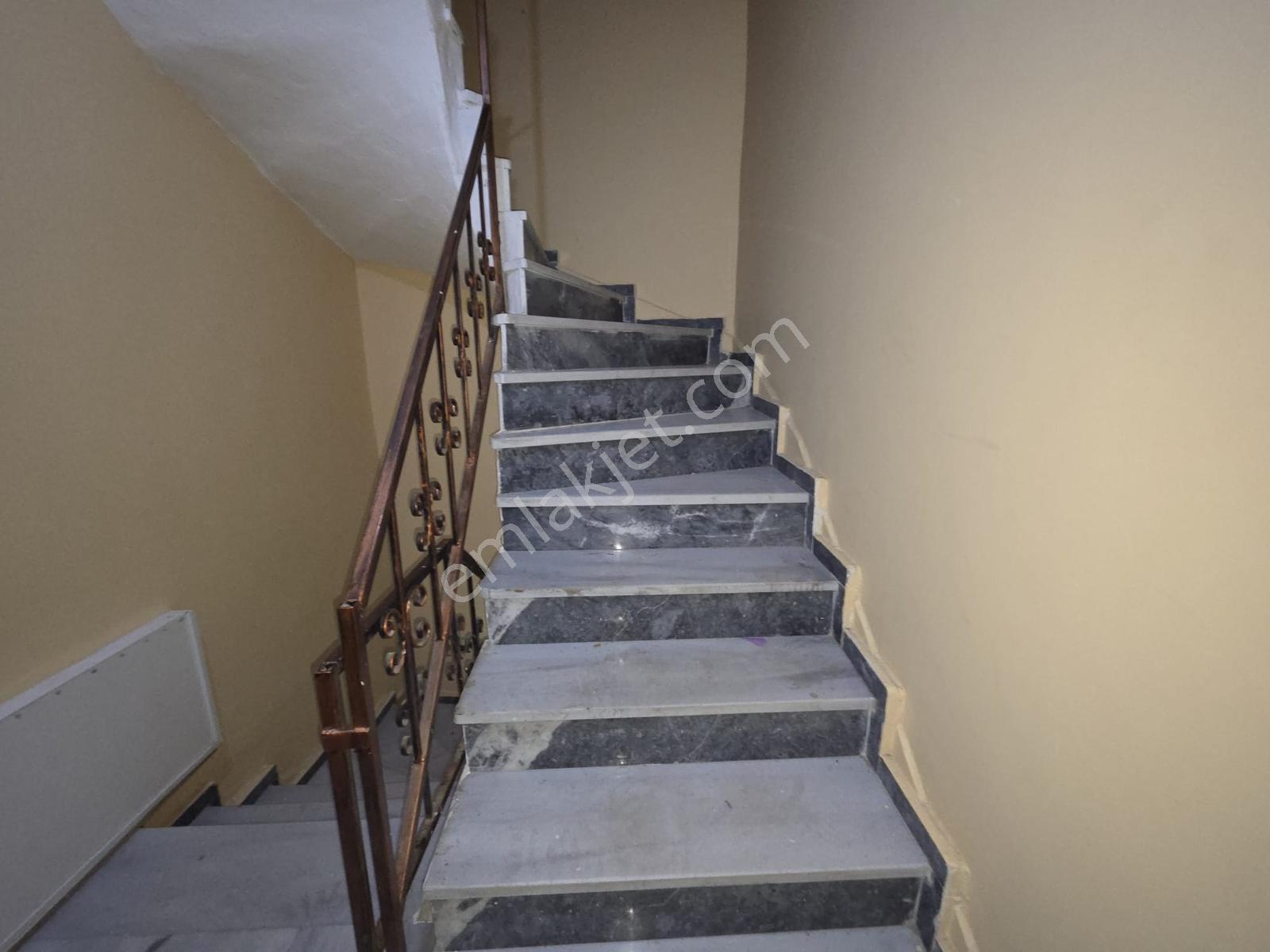 Merkezi Konumda 2+1 Kiralık Daire - Görsel 20