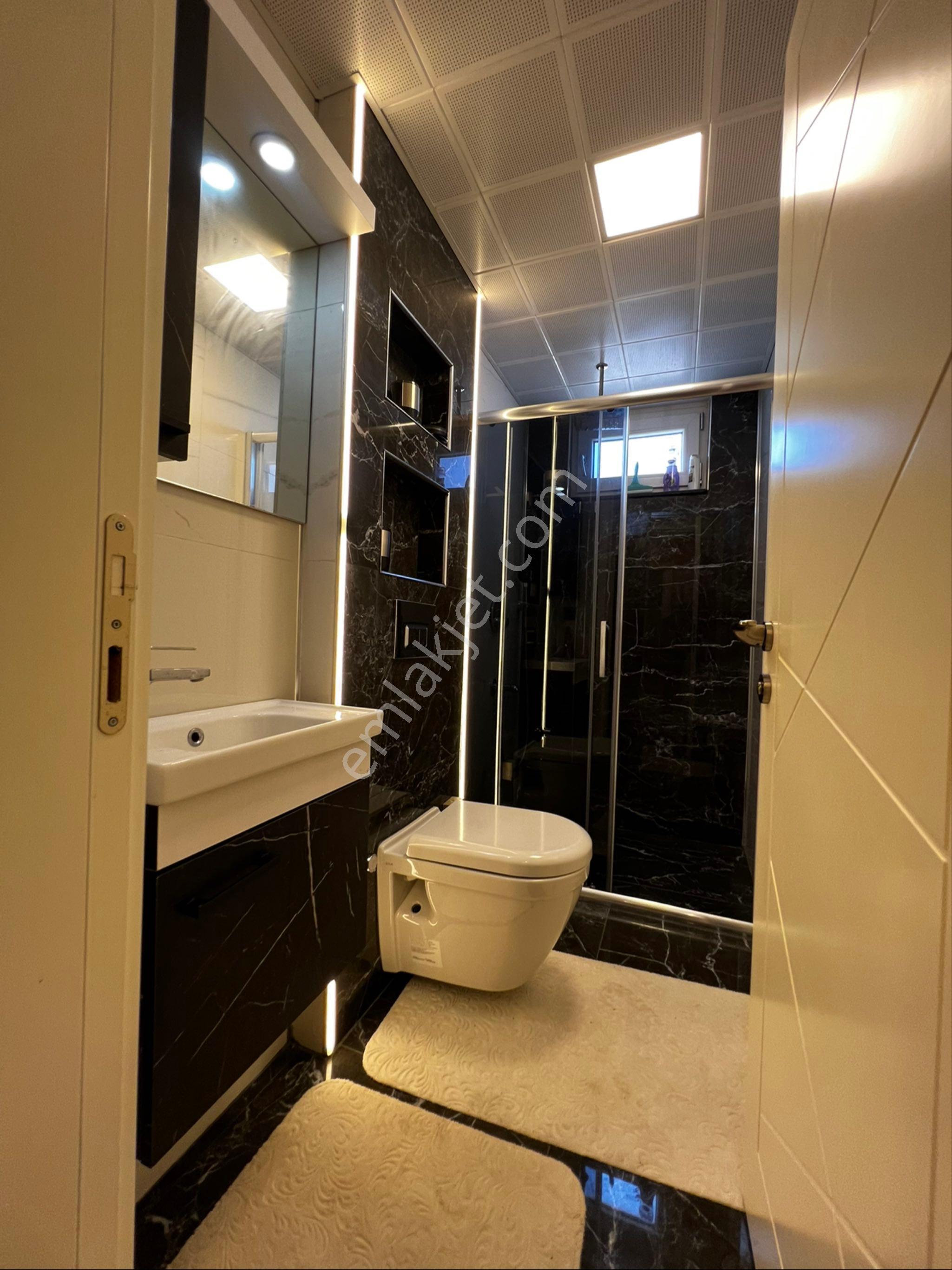 Deniz Manzaralı 3+1 Lüks Kiralık Daire - Görsel 18