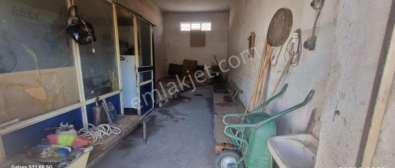 Yeniyurt Mahallesinde Buğday Hapanında 40 M² Kiralık Depo - Görsel 18