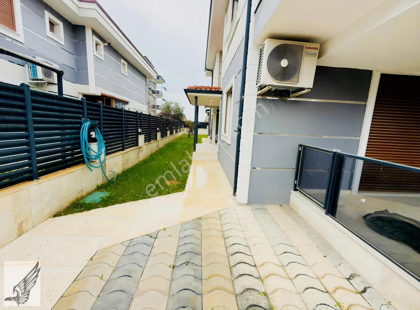 Seferihisar N.hepkon Mahallesinde 4+1 Müstakil Girişli Villa - Görsel 12