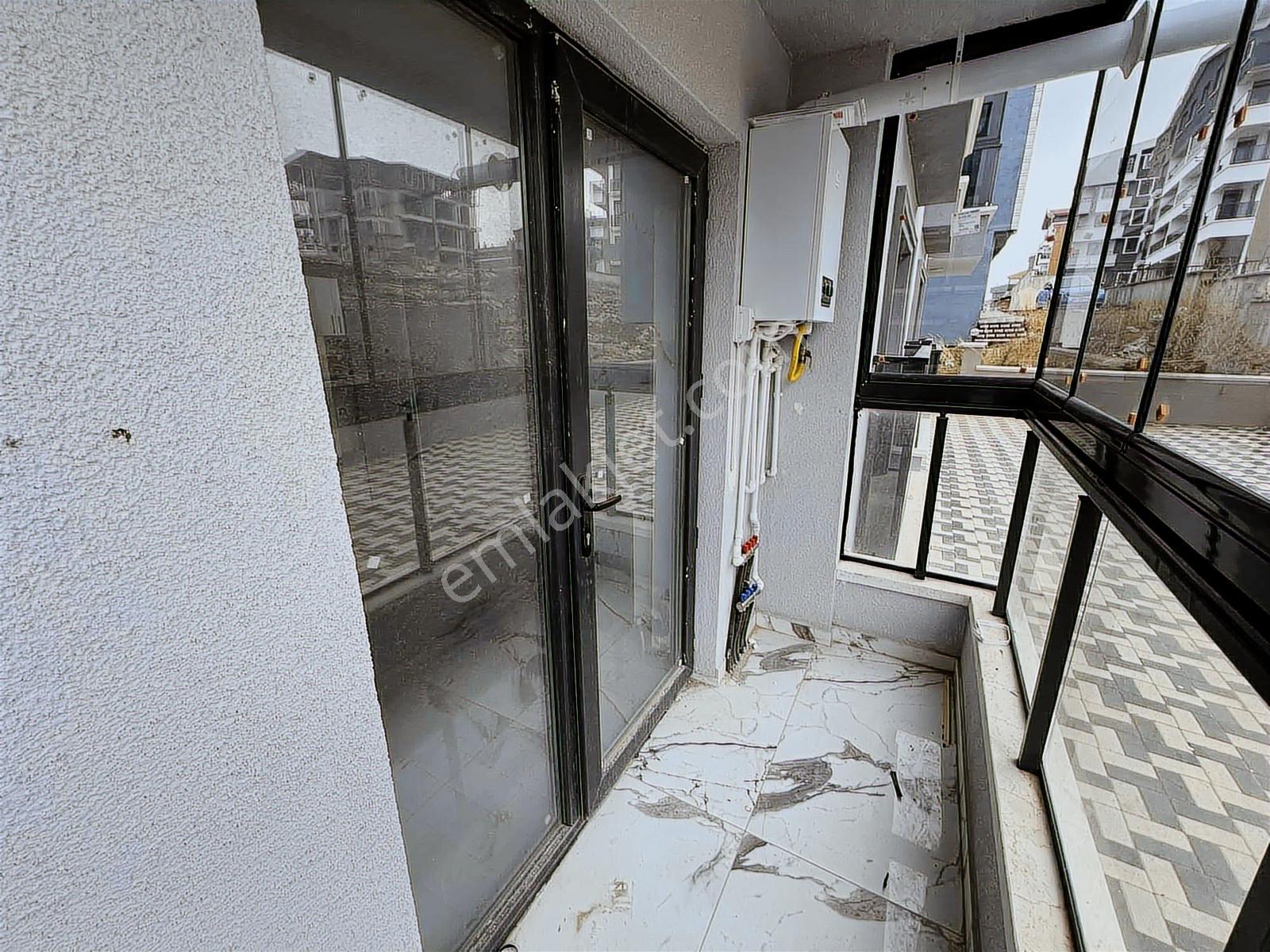 Alaçatı'dan/cam Balkonlu/şık Tasarımlı/güney Cephe/1+1 Eşyasız - Görsel 10