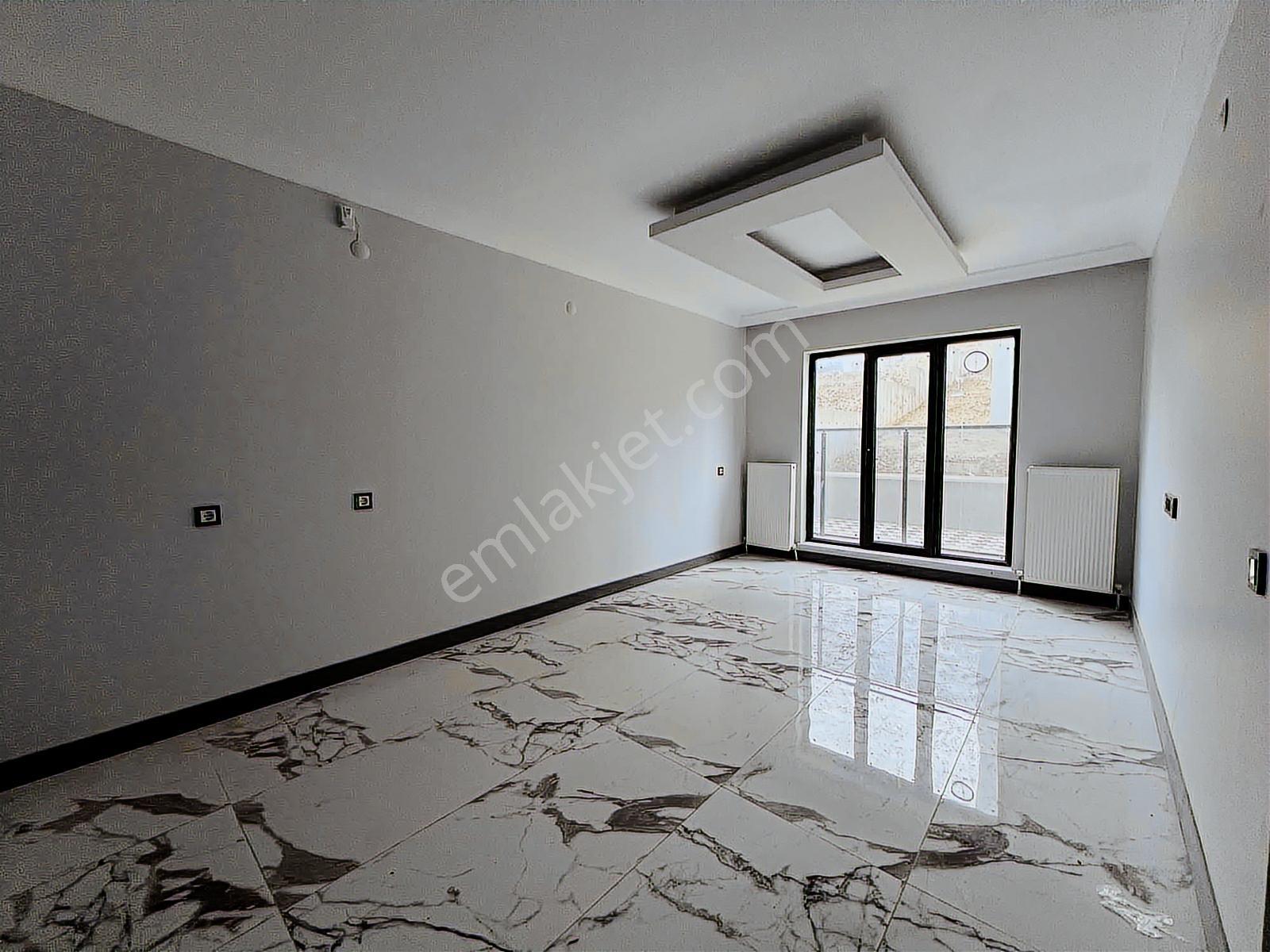 Alaçatı'dan/cam Balkonlu/şık Tasarımlı/güney Cephe/1+1 Eşyasız - Görsel 7