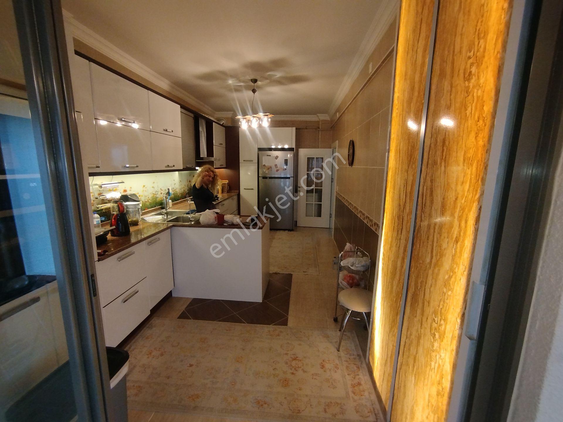 Kaçmaz Emlak Sivas Eğriköprü Mah. Satılık Villa 6+1 Net 360 M² - Görsel 17