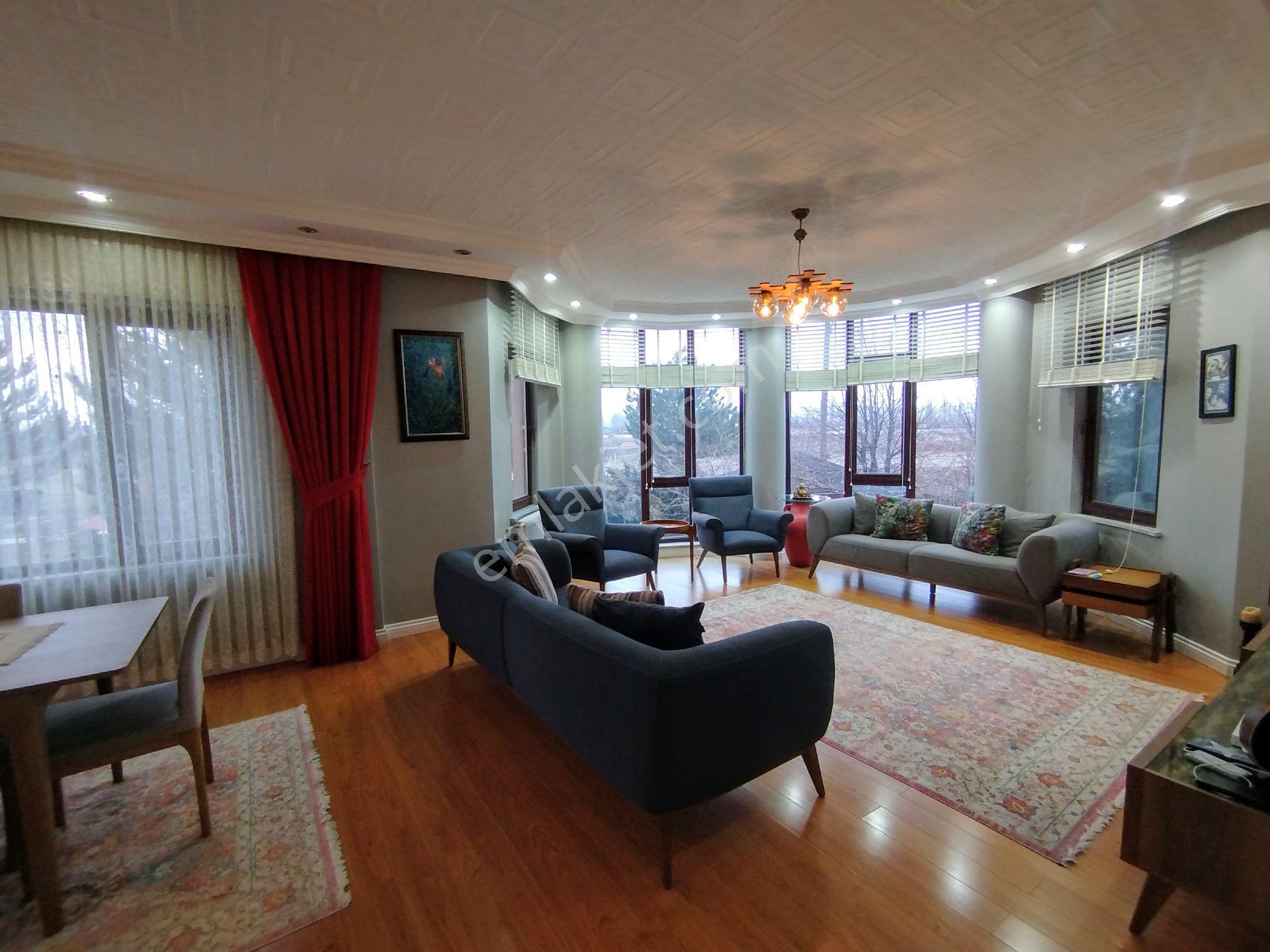 Kaçmaz Emlak Sivas Eğriköprü Mah. Satılık Villa 6+1 Net 360 M² - Görsel 4