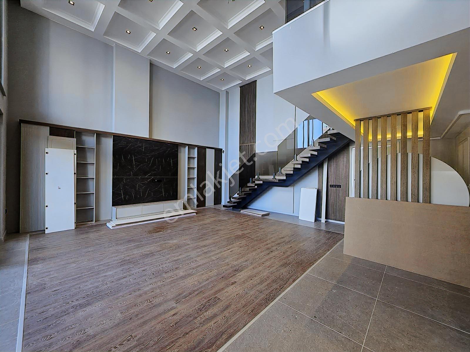 Alanlı Doğumak Tower'da Yüksek Kredili 3+1 Loft Ultralüks Daire - Görsel 29