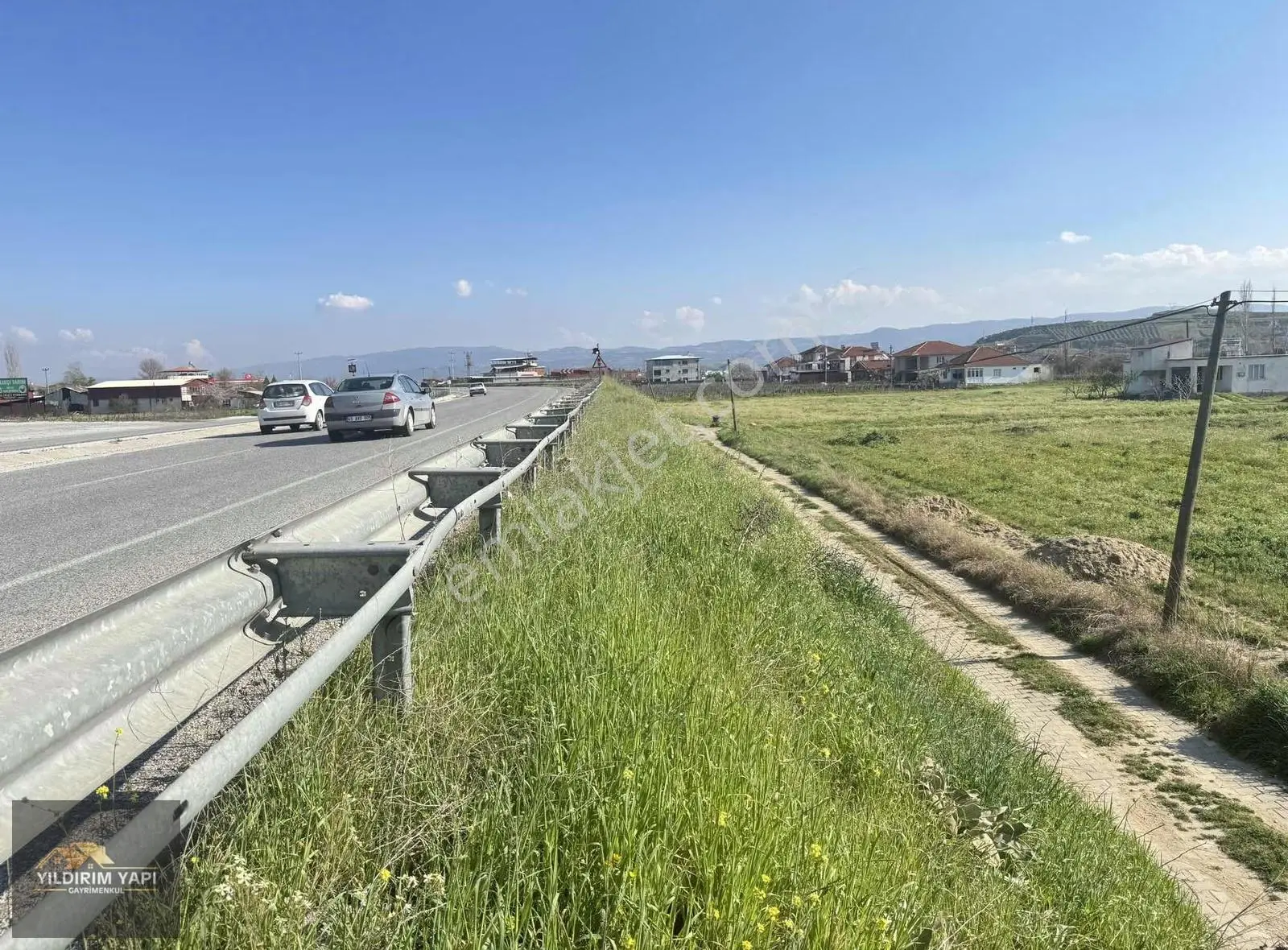 İzmir-denizli Karayoluna Cepheli Satılık Arsa Vasfında Tarla - Görsel 3