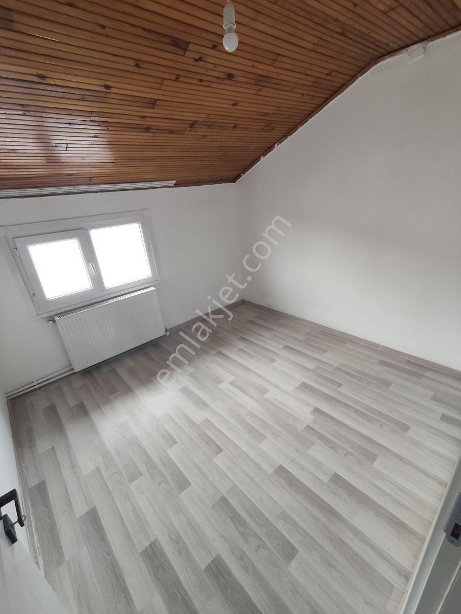 Karasu Çarşı Merkezde Kiralık Daireler - Görsel 6