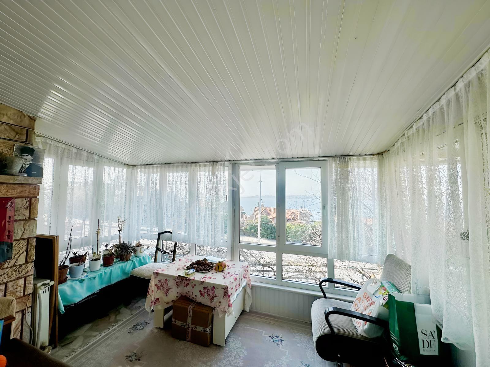 Büyükçekmece Cadde Üzeri Panaromik Deniz Manzaralı Villa - Görsel 24