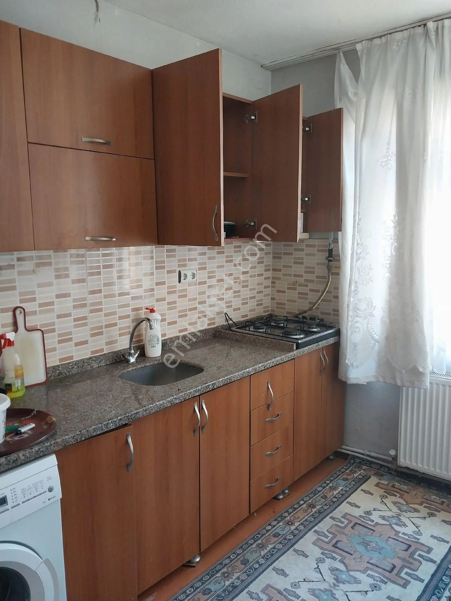 Tekirdağ Süleymanpaşa Gayrimenkulden Kiralık Eşyalı Daire 1+1 Çınarlı Mah 2kat Dogalgazli Kombili