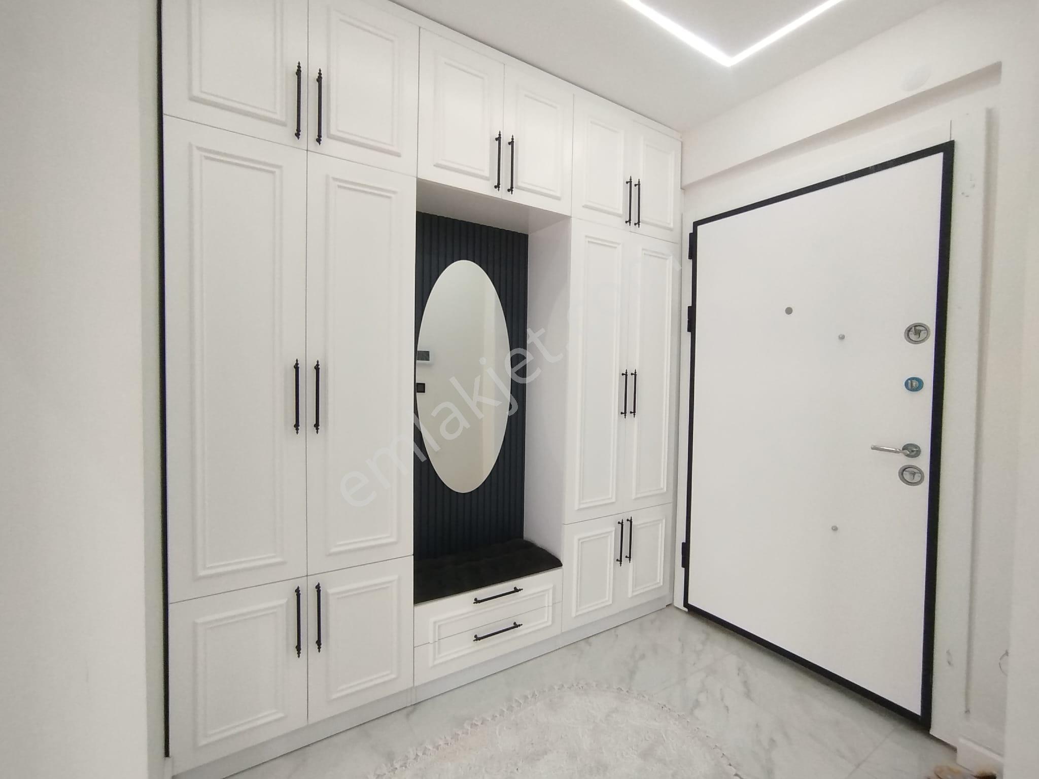 Sivas Yeşilyurt Mah. 4+1 Satılık Daire 140 M2 10. Kat - Görsel 12