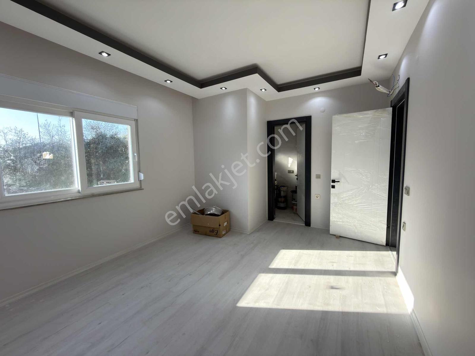 Alanya Çıplaklı Da Panjurlu + Ebeveyn Banyolu Satılık Daire - Görsel 8