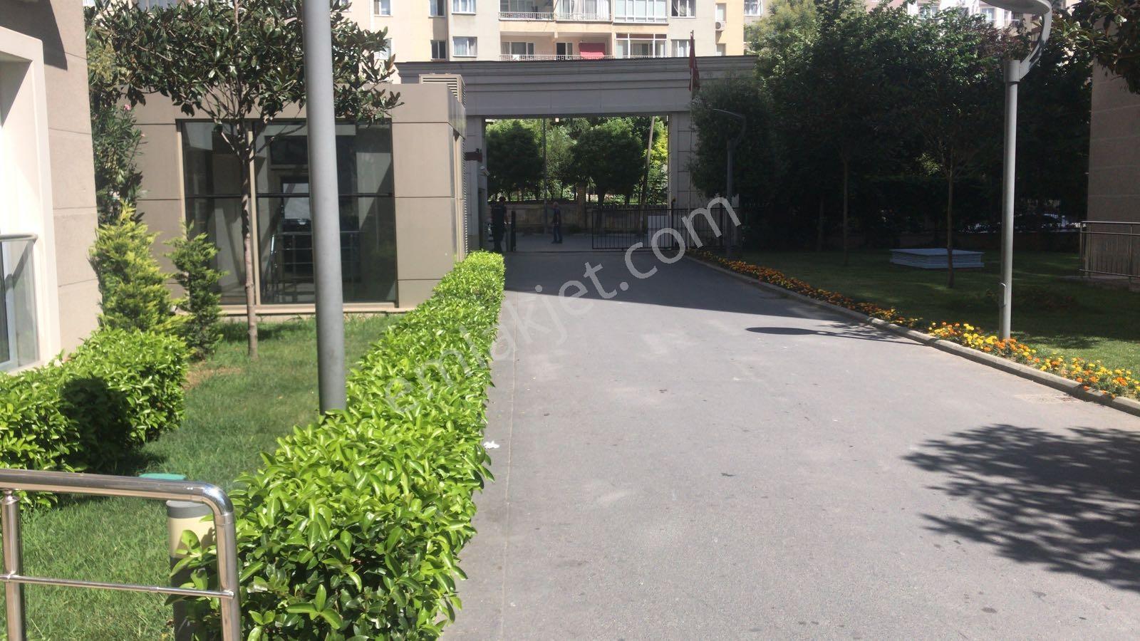 Çiğdem Emlak'tan Sahilpark Evlernde Satılık 2+1 Çift Cephe Daire - Görsel 33