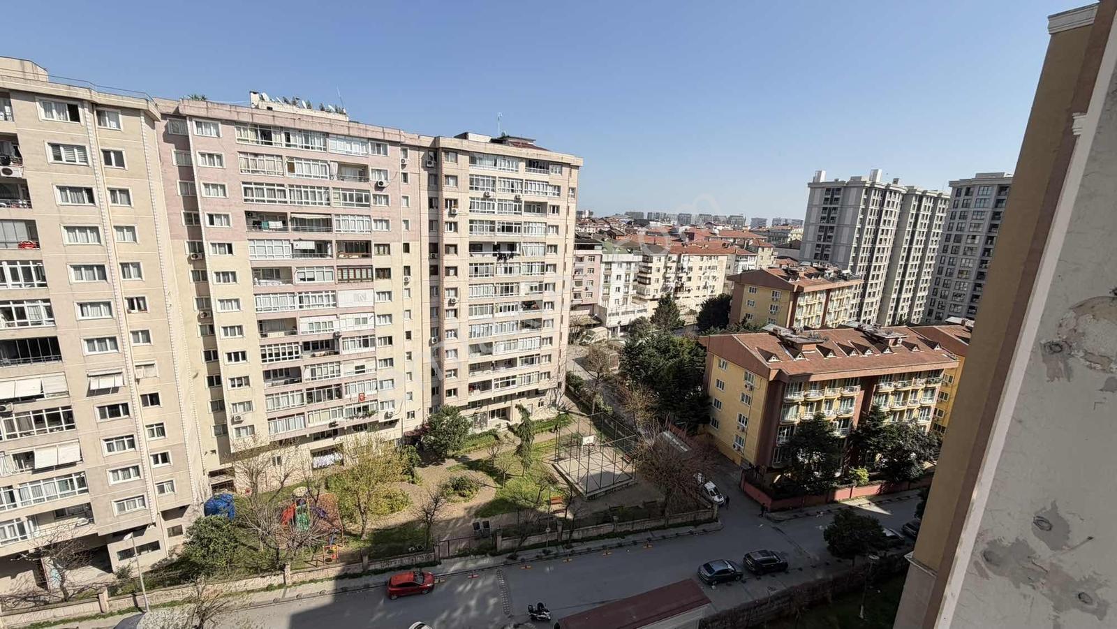 Çiğdem Emlak'tan Sahilpark Evlernde Satılık 2+1 Çift Cephe Daire - Görsel 24