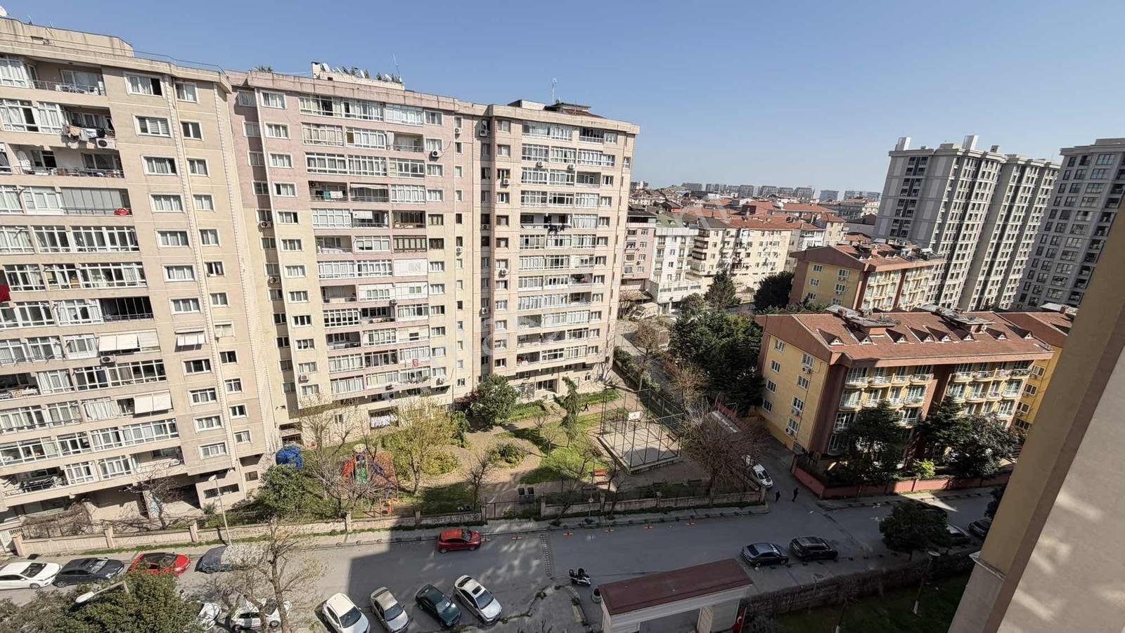 Çiğdem Emlak'tan Sahilpark Evlernde Satılık 2+1 Çift Cephe Daire - Görsel 34