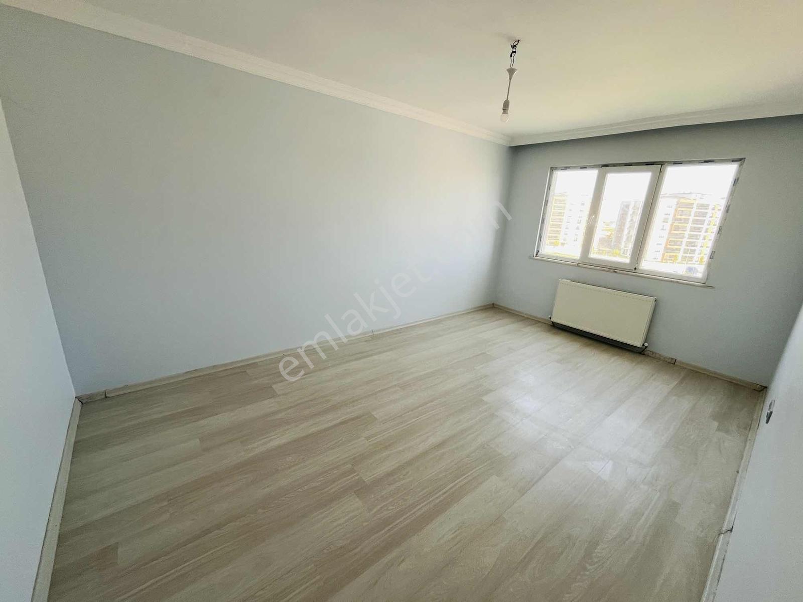 Çerkezköy Cumhuriyet Mahallesi'nde Satılık 2 + 1 Daire - Görsel 14