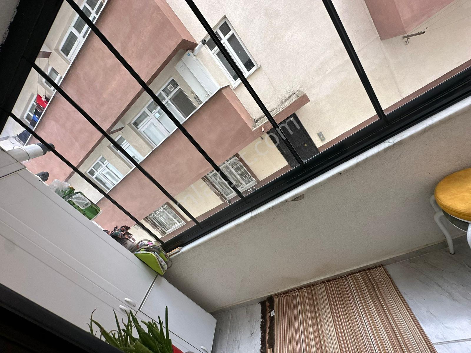 Tatlıkuyu Mah Balkonlu Geniş M2'li Ferah 4+1 Tersdubleks Daire - Görsel 12