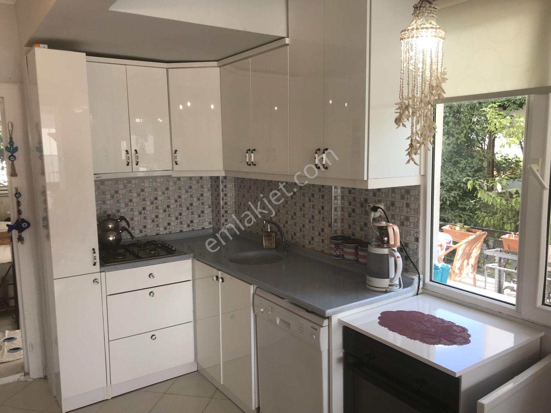 Denize Sıfır Sitede, Deniz Manzaralı Müstakil Eşyalı Dubleks Villa - Görsel 5