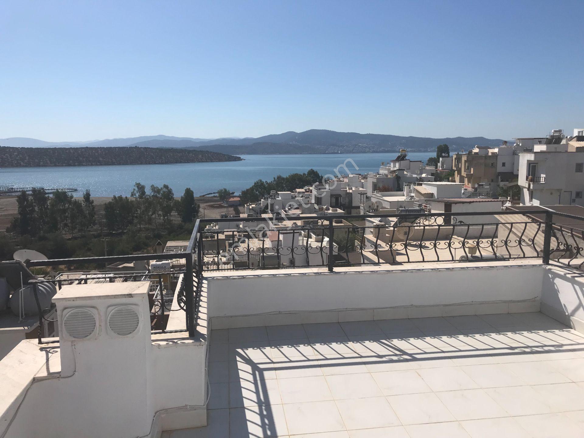 Denize Sıfır Sitede, Deniz Manzaralı Müstakil Eşyalı Dubleks Villa - Görsel 25
