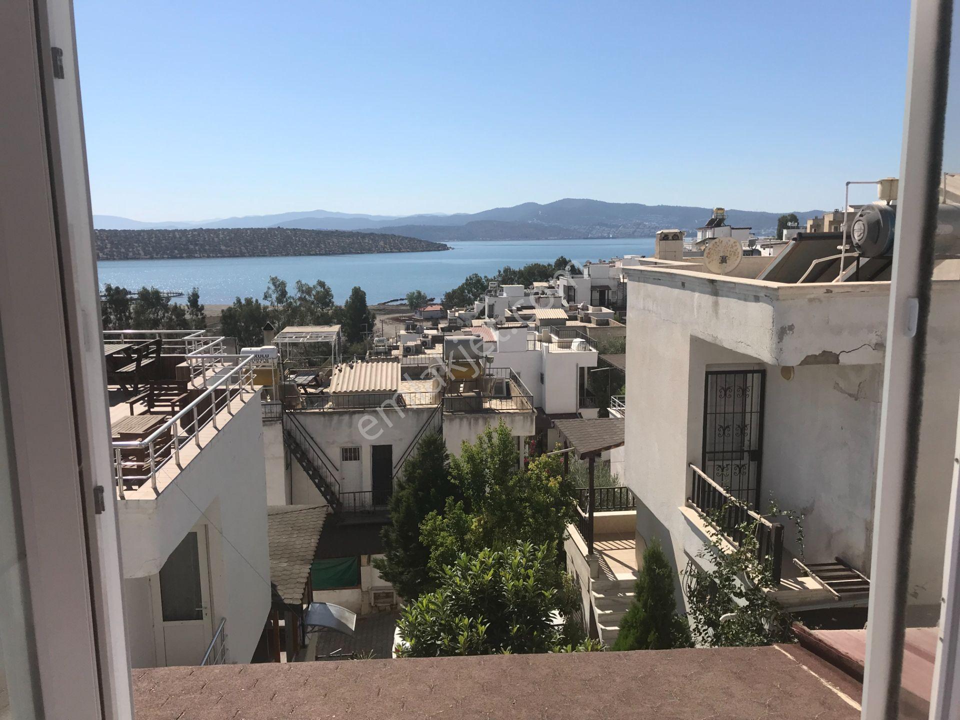 Denize Sıfır Sitede, Deniz Manzaralı Müstakil Eşyalı Dubleks Villa - Görsel 28