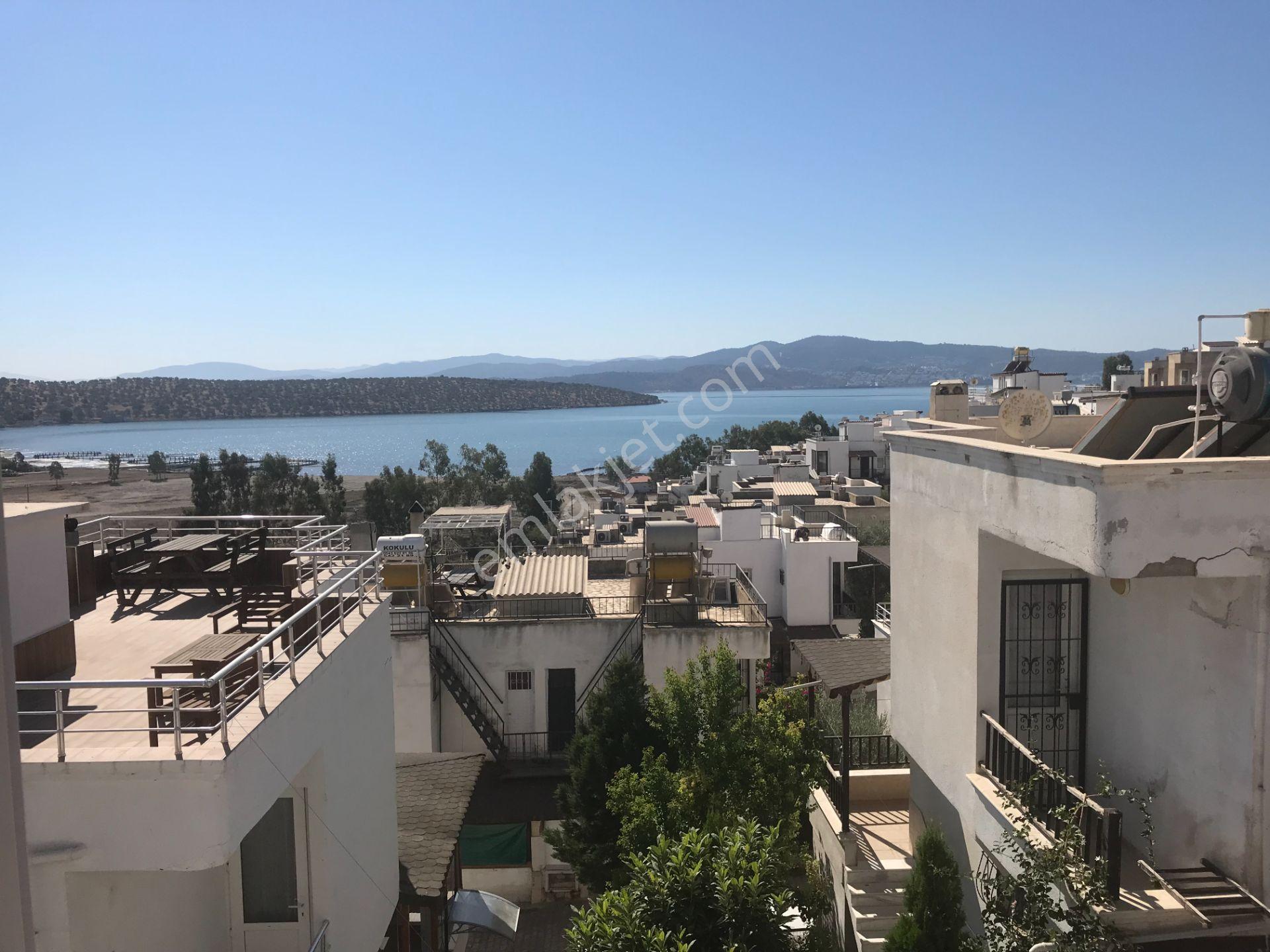 Denize Sıfır Sitede, Deniz Manzaralı Müstakil Eşyalı Dubleks Villa - Görsel 24