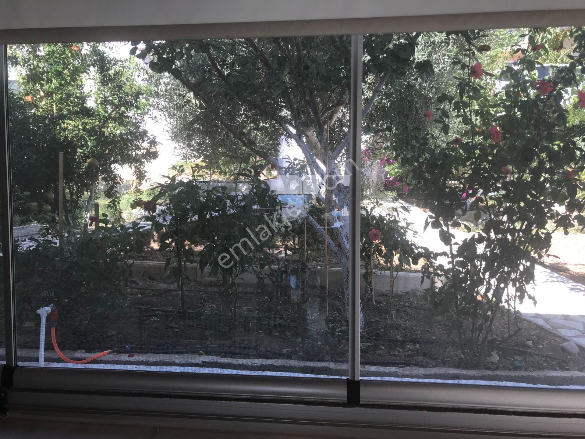 Denize Sıfır Sitede, Deniz Manzaralı Müstakil Eşyalı Dubleks Villa - Görsel 31