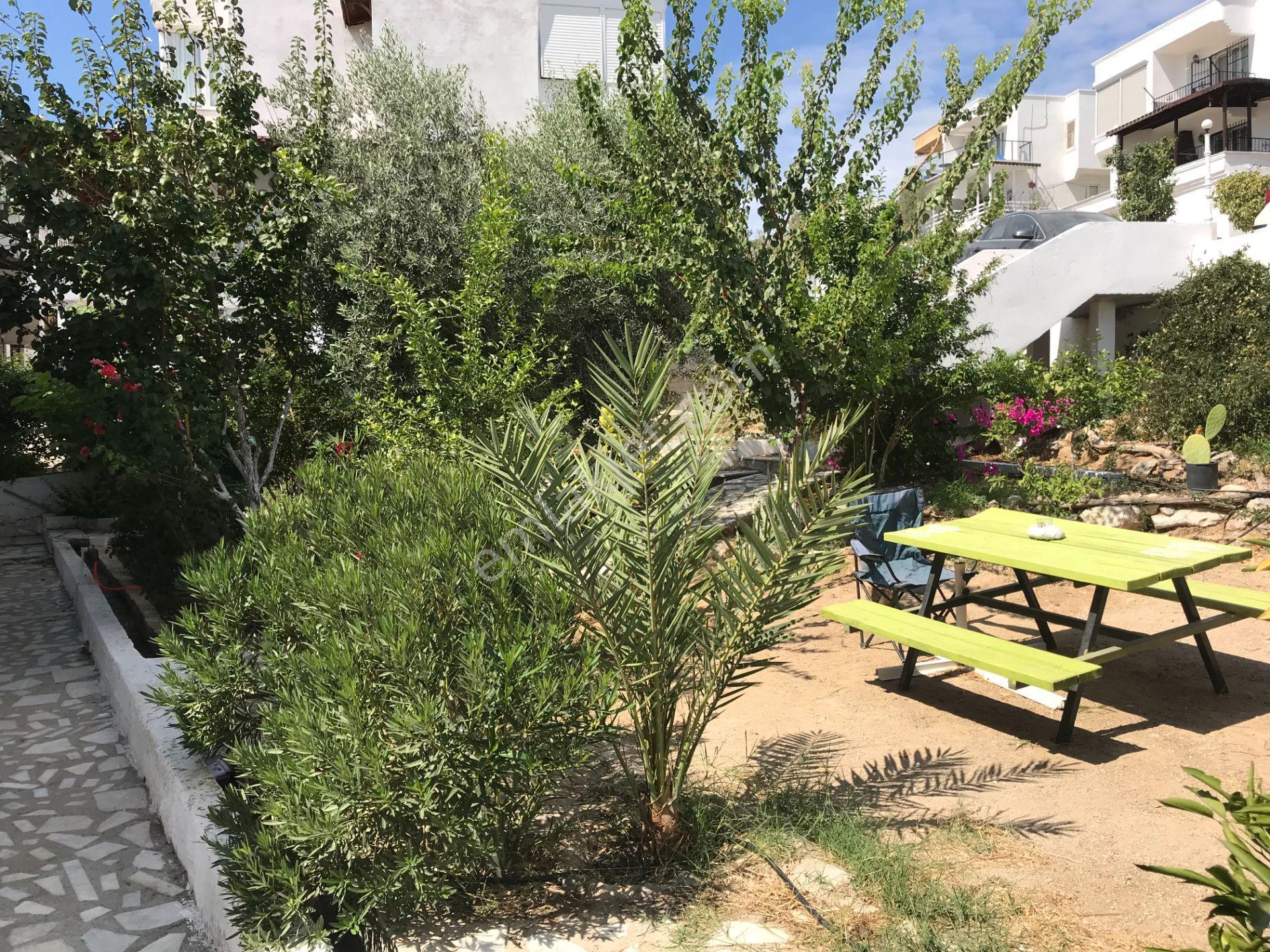 Denize Sıfır Sitede, Deniz Manzaralı Müstakil Eşyalı Dubleks Villa - Görsel 12