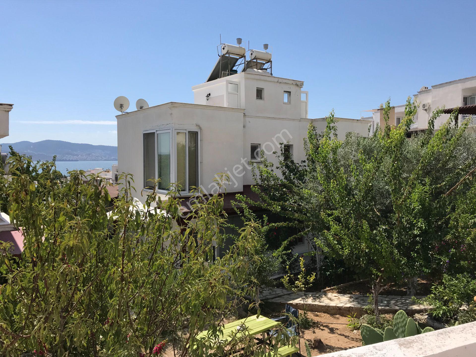 Denize Sıfır Sitede, Deniz Manzaralı Müstakil Eşyalı Dubleks Villa - Görsel 13
