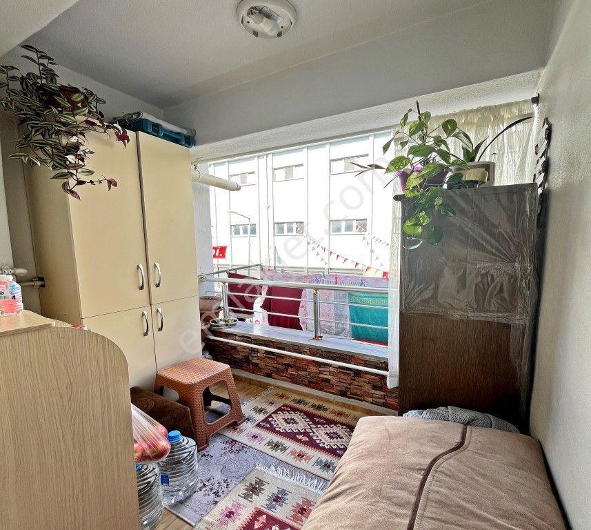 Merkezi Konum Kiracılı 2+1 Kaçırılmayacak Acil Satılık Daire! - Görsel 9