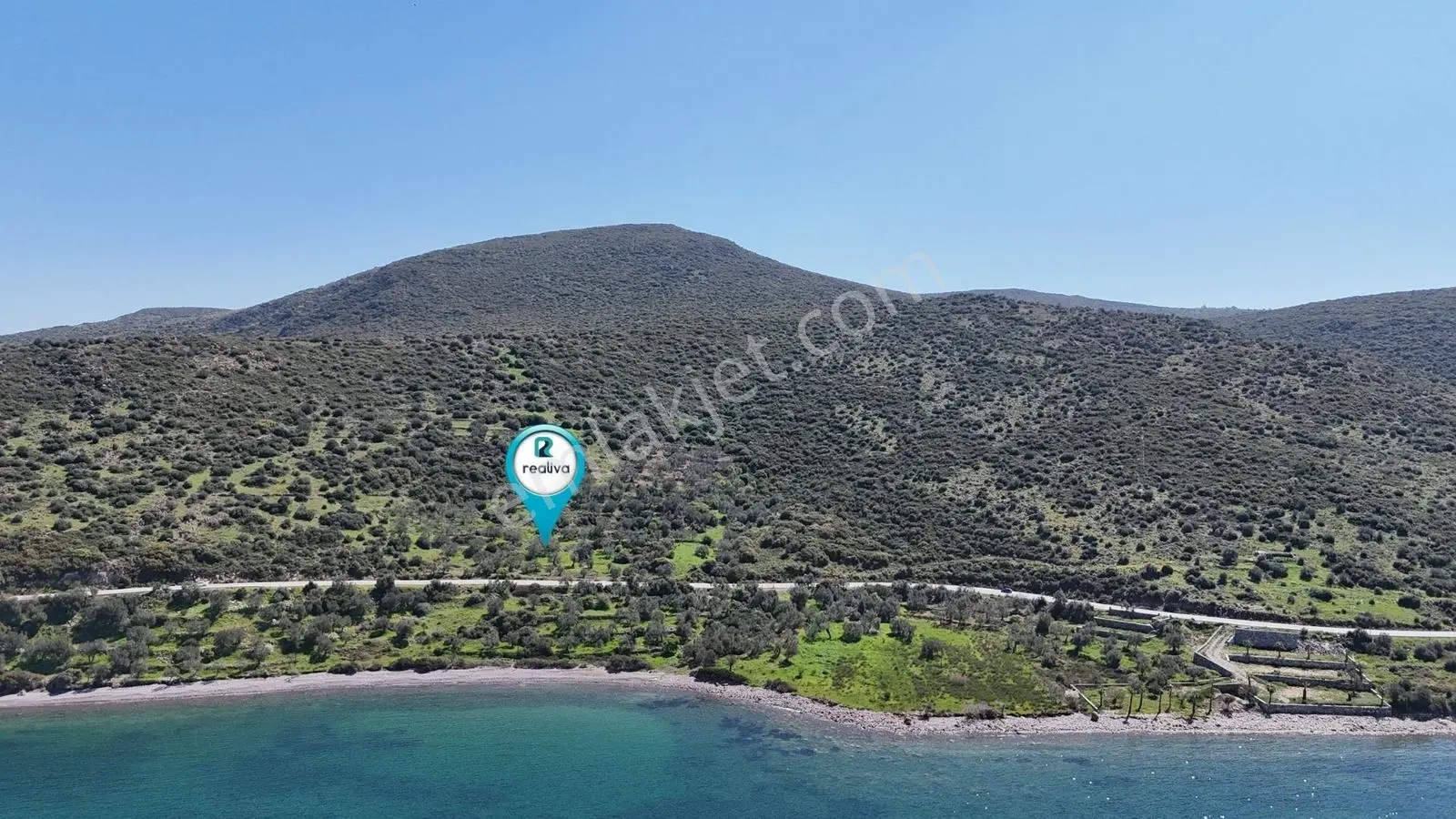 Realiva'dan Dikili Yahşibey'de Satılık Turizm Arsası
