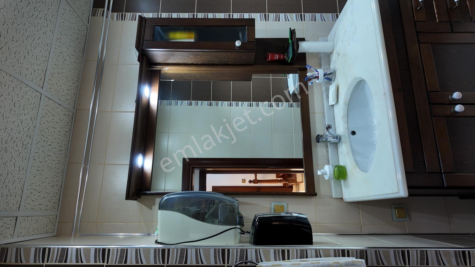 Tarcanlardan Y.kaptanda En Prestijli Sitede 7+1 Satılık Tripleks - Görsel 21