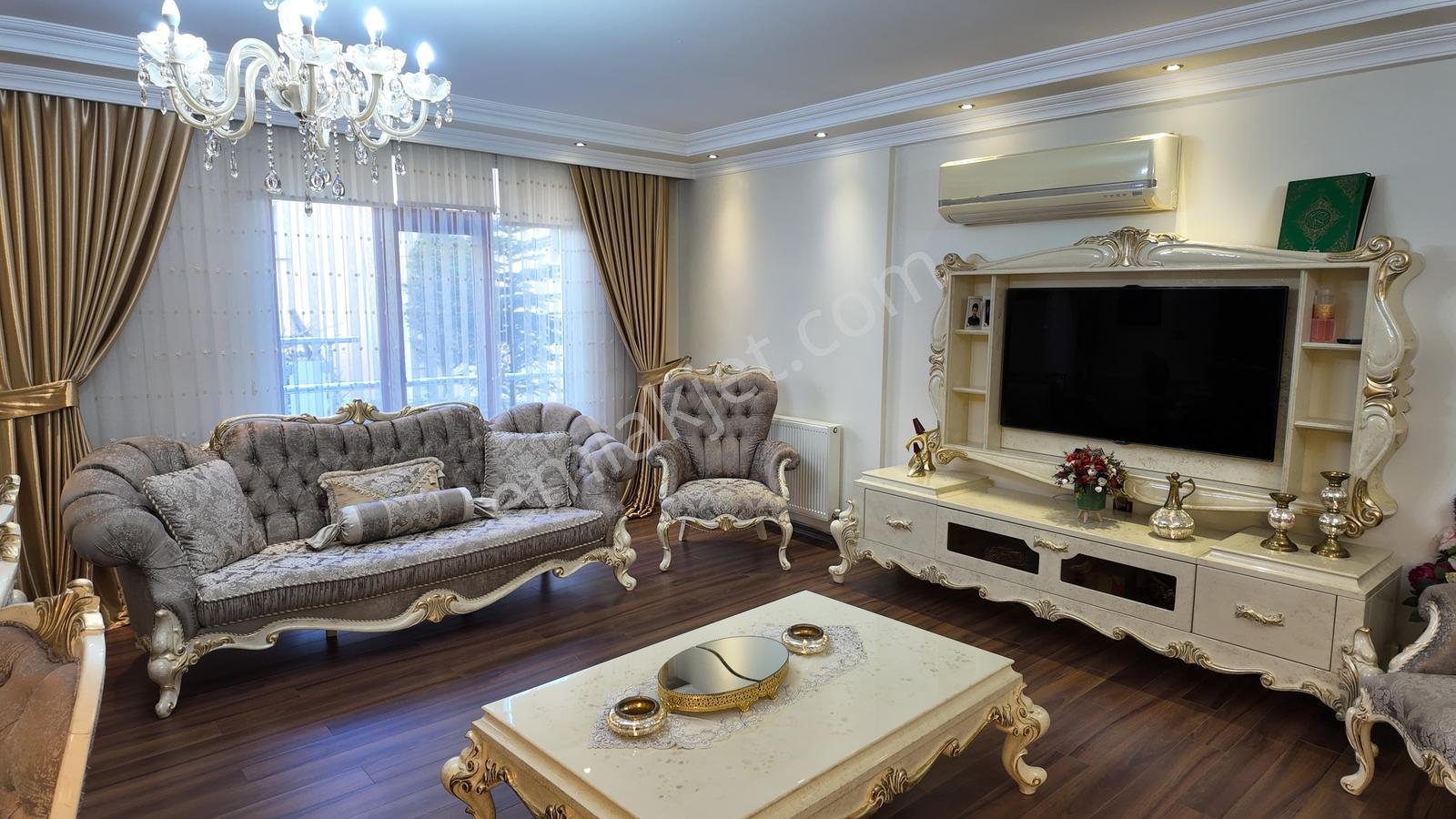 Tarcanlardan Y.kaptanda En Prestijli Sitede 7+1 Satılık Tripleks - Görsel 13