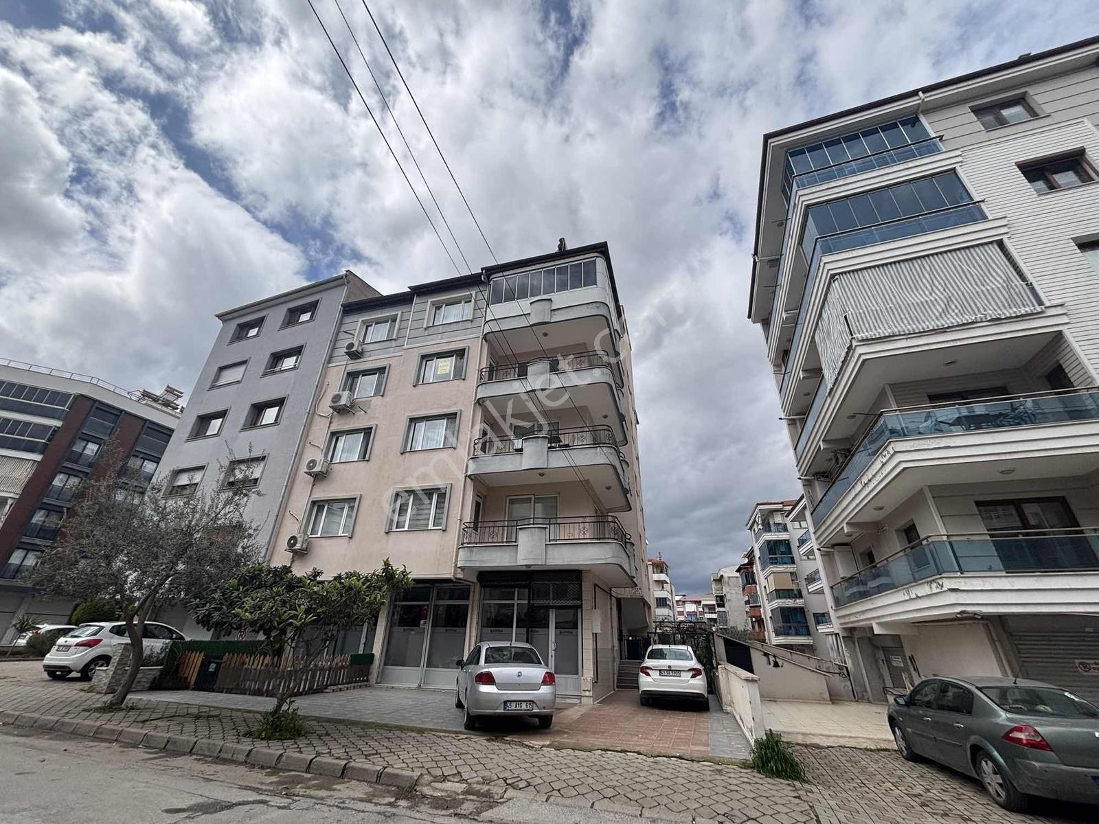 Salihli Kiralık 3+1 Daire Cumhuriyet Mah Türkbirliği Lisesi Yanı - Görsel 21