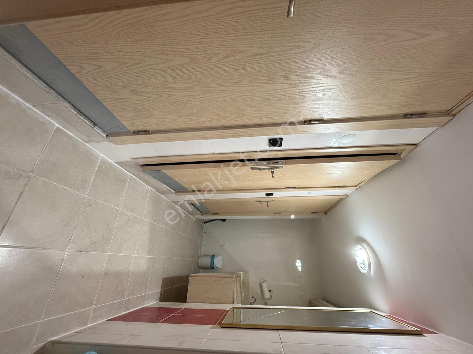 Gizerler İş Merkezinde 1000 M2 1.kat Kiralık İşyeri/ofis - Görsel 6