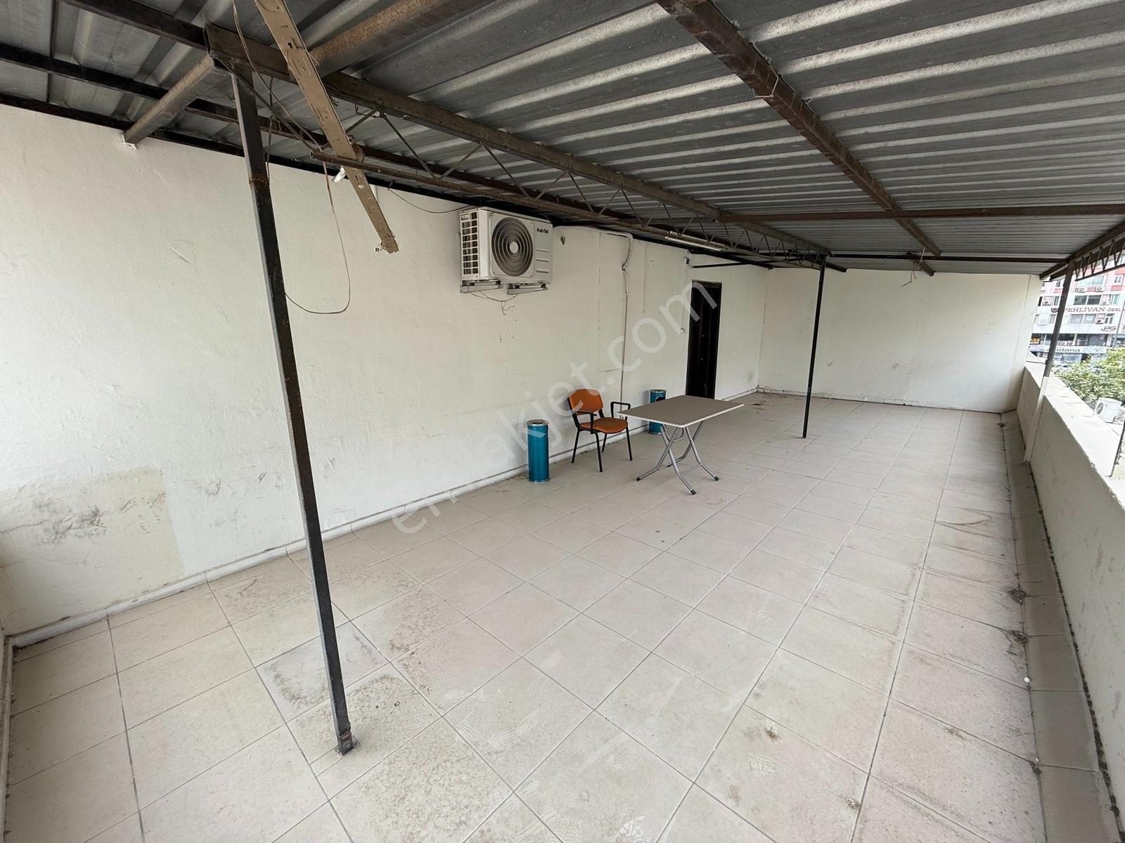 Gizerler İş Merkezinde 1000 M2 1.kat Kiralık İşyeri/ofis - Görsel 17