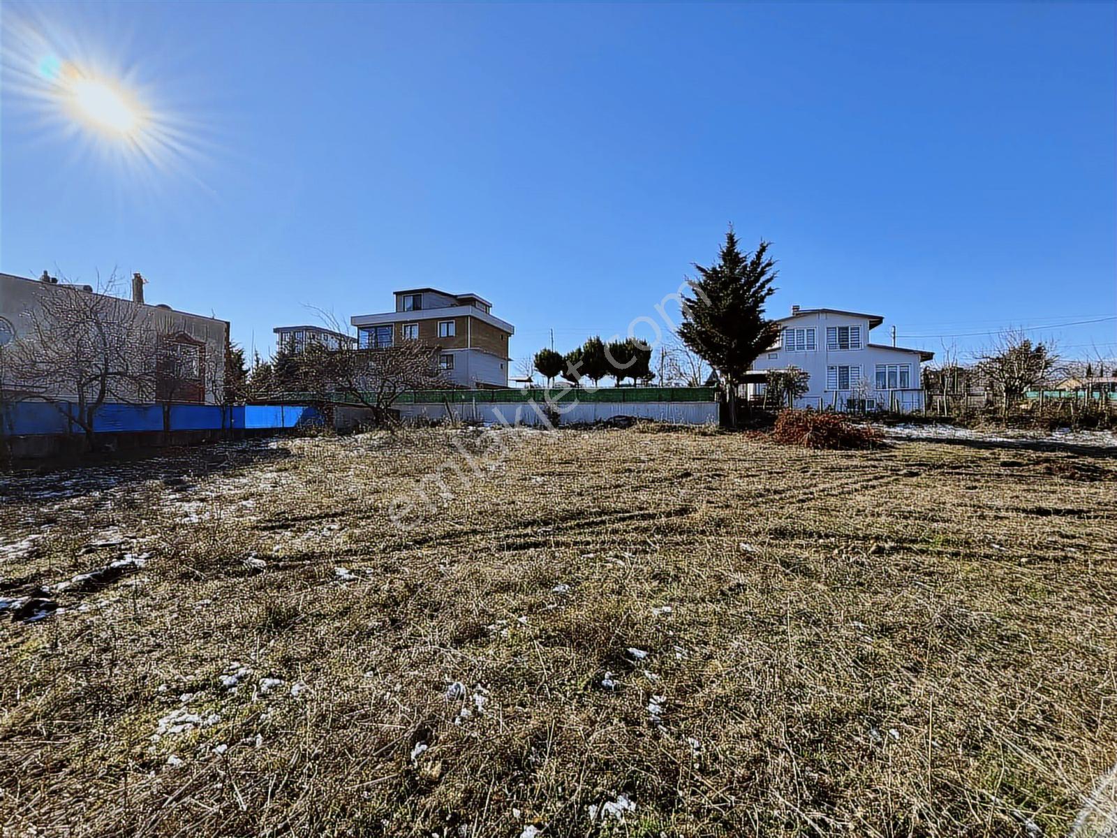 Remax Yasir | Atakum Büyükoyumcada 3 Kat İmarlı Satılık Arsa