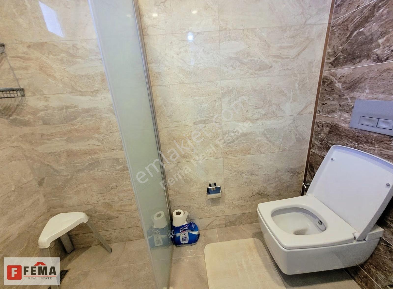 Sitede Bahçeli Açık Havuzlu Satılık 6+1 Modern Villa - For Sale - Görsel 5