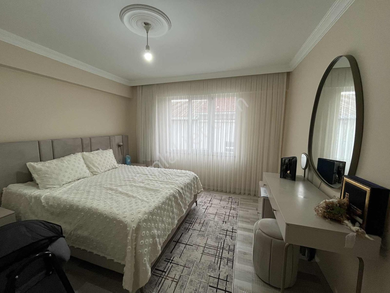 Remax İbrahim Bülbül Samsun Bafrada Merkezi Konumda Satılık 2+1 - Görsel 21