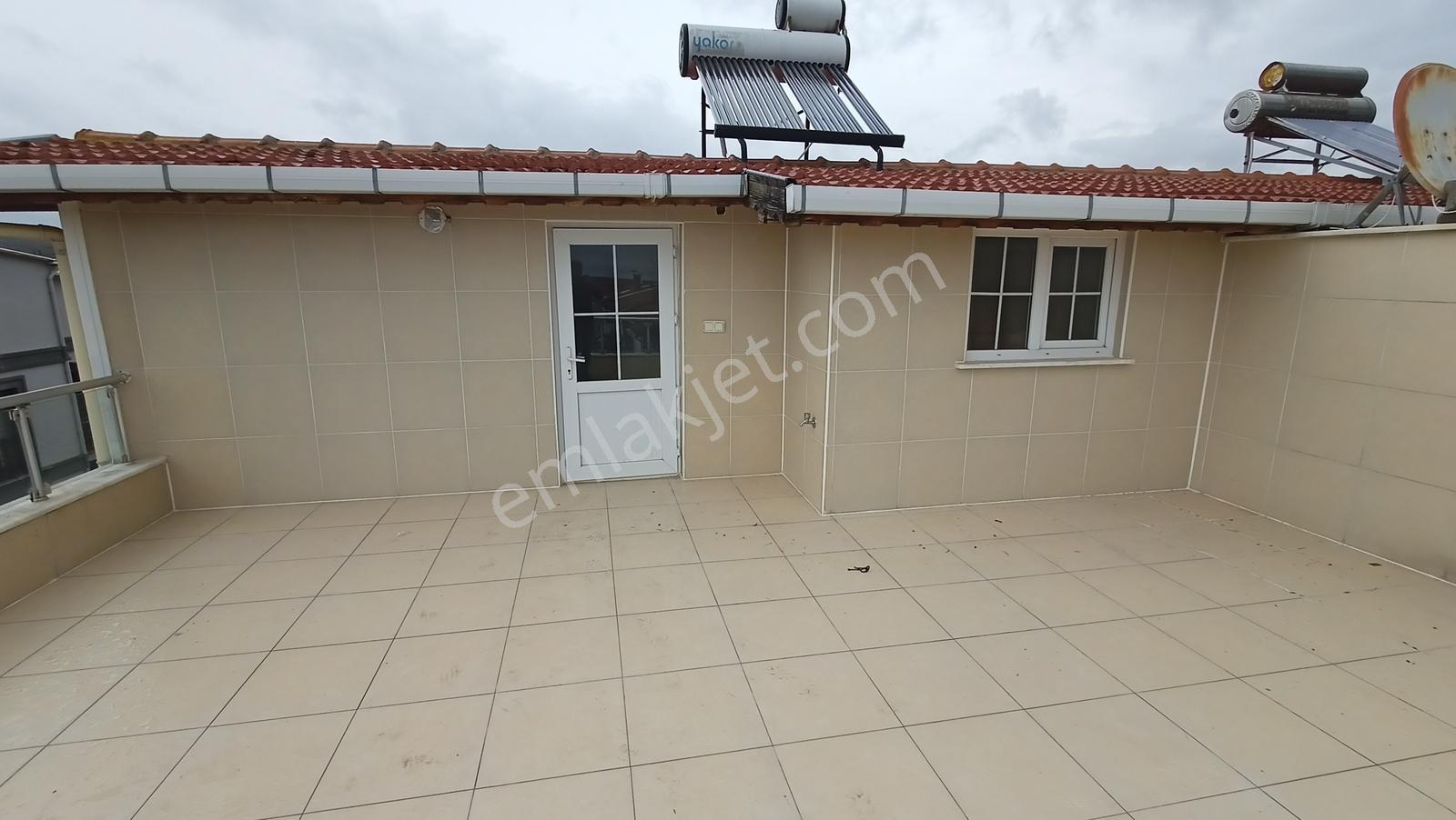 Butik Sitede 5+1 Tripleks Villa - Görsel 23