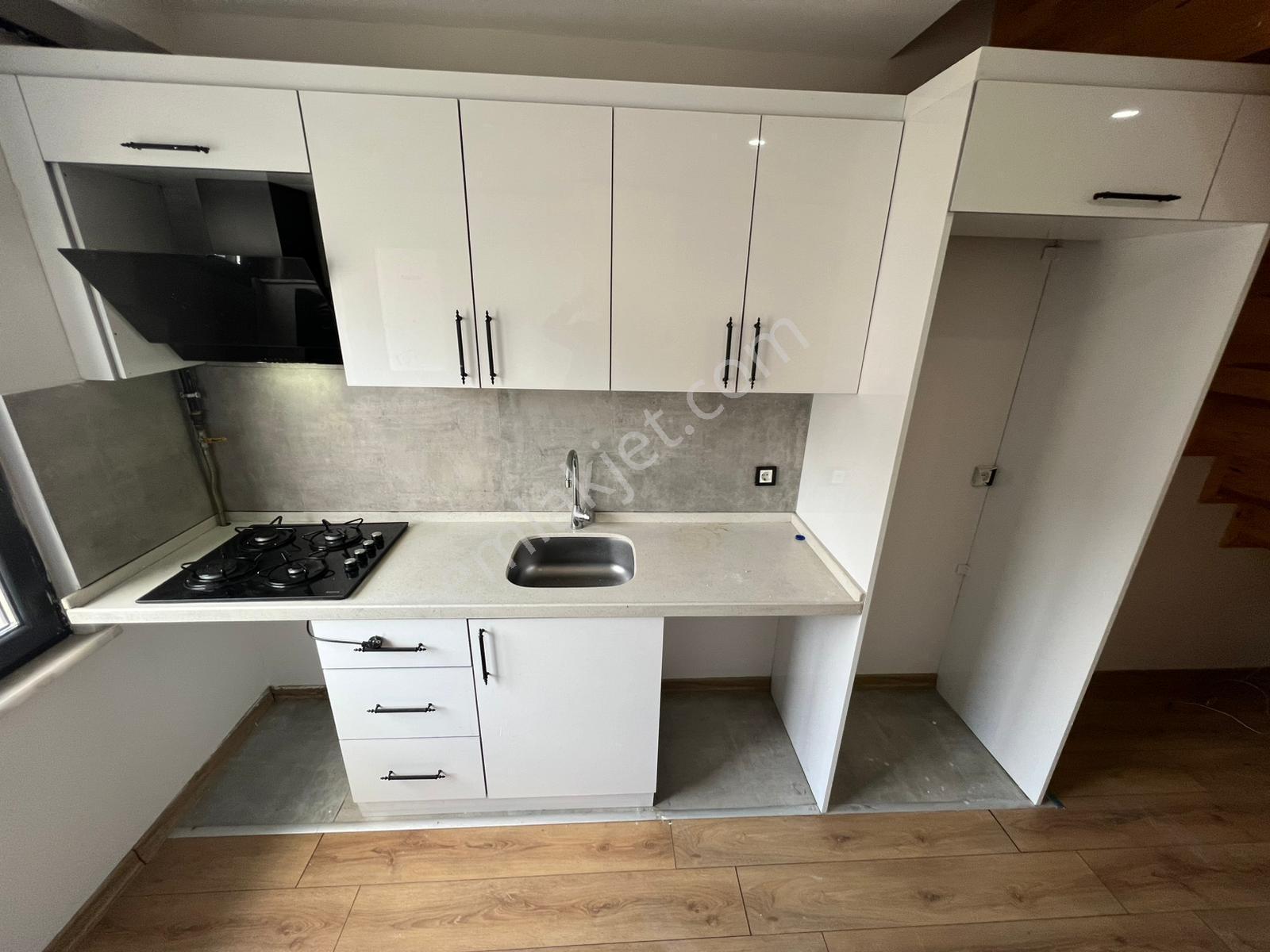 Pegaas'tan Cihangir Mah. Metrobüse 10dk 2+1 Satılık Dublex Daire - Görsel 18