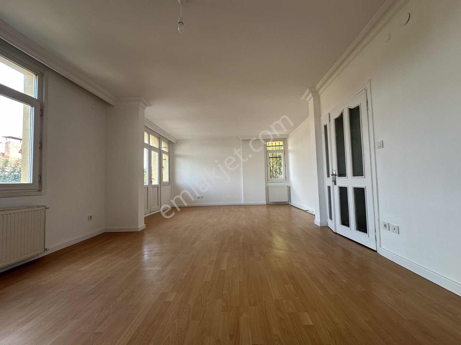 Çengelköy Ata2 Sitesinde 180 M2 Tertemiz Dublex Villa - Görsel 9
