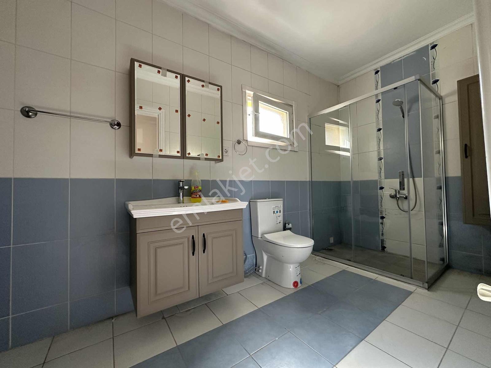 Çengelköy Ata2 Sitesinde 180 M2 Tertemiz Dublex Villa - Görsel 28