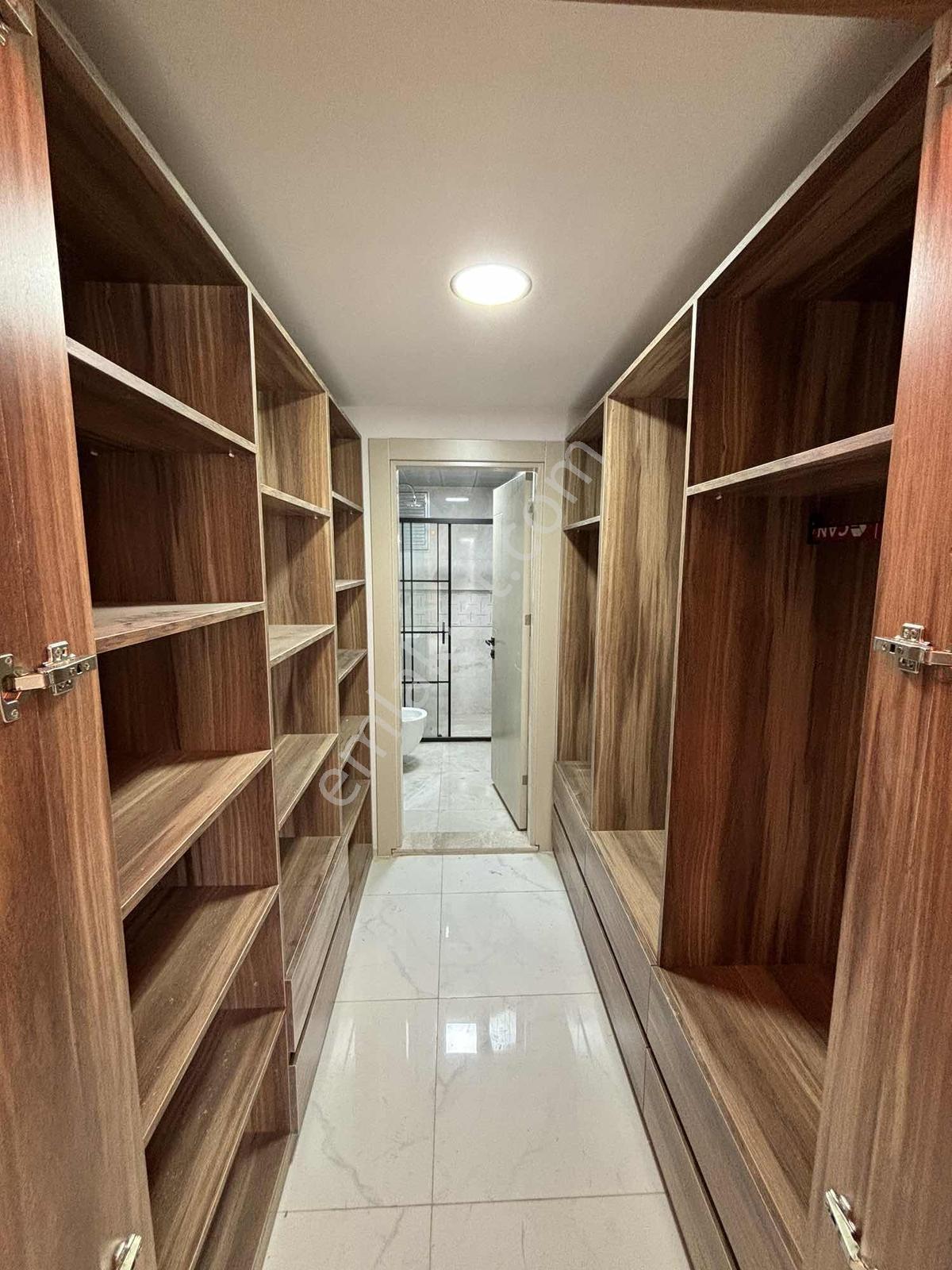 Muratbey'de Havuzlu Sitede Satılık 3+1 Sıfır Lüx Daire - Görsel 21