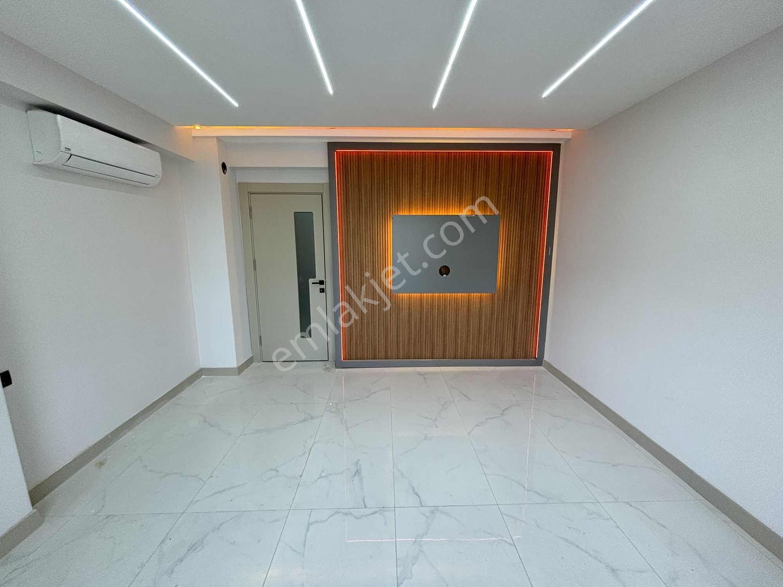 Muratbey'de Havuzlu Sitede Satılık 3+1 Sıfır Lüx Daire - Görsel 10