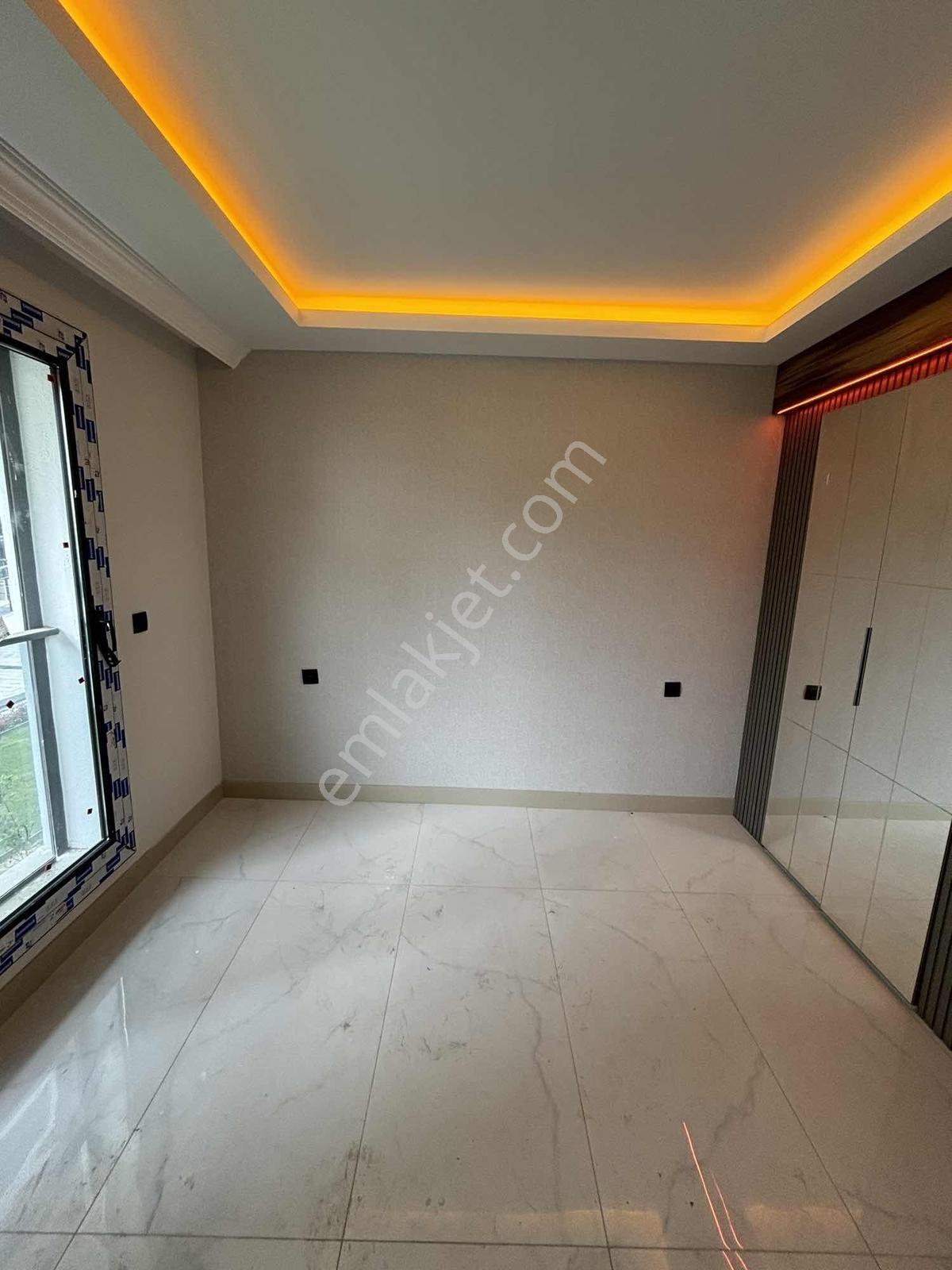 Muratbey'de Havuzlu Sitede Satılık 3+1 Sıfır Lüx Daire - Görsel 13