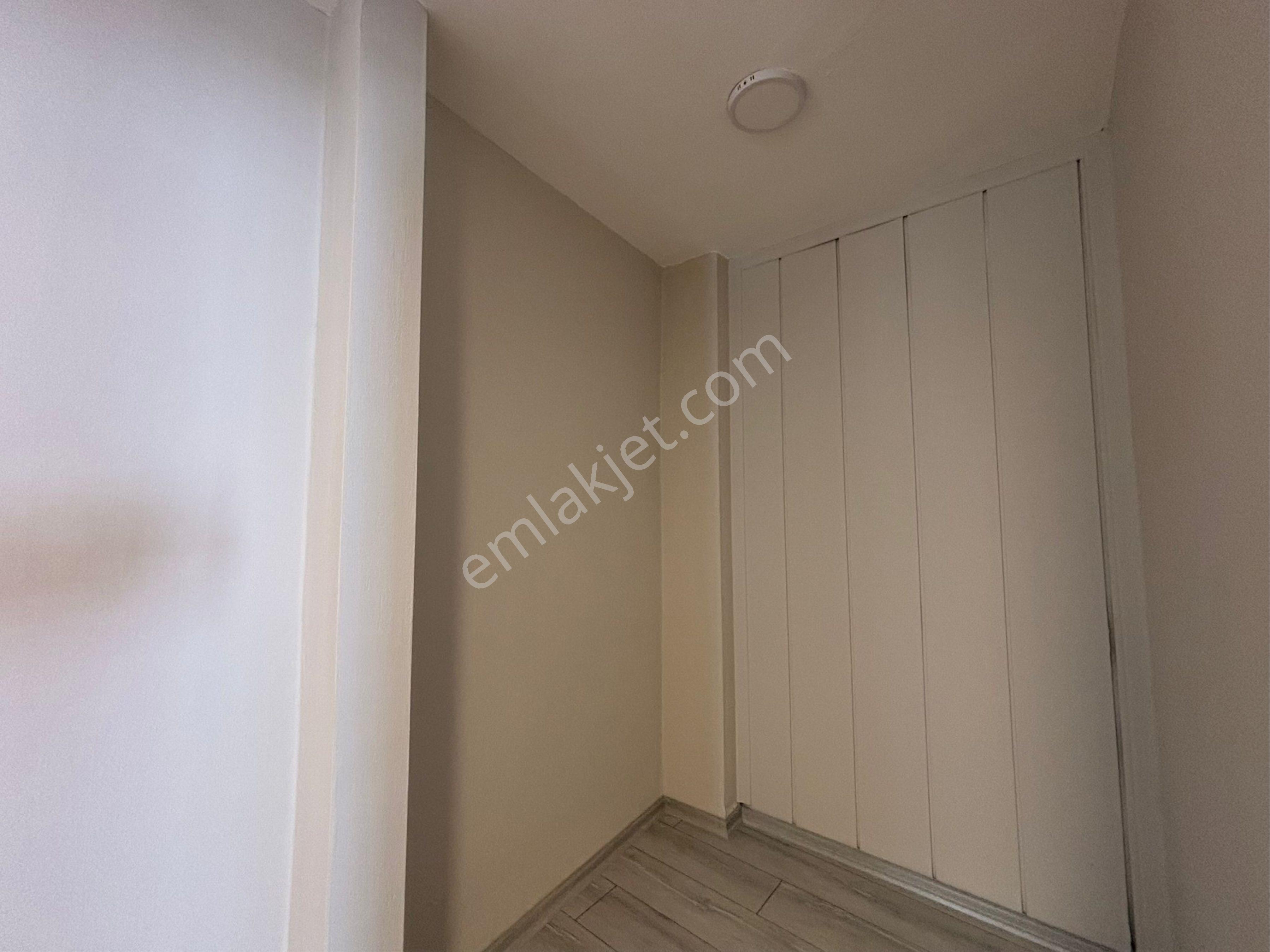 Alsancak Talatpaşa Bulvarında 1+1 4.kat Masrafsız Kiralık Daire! - Görsel 21