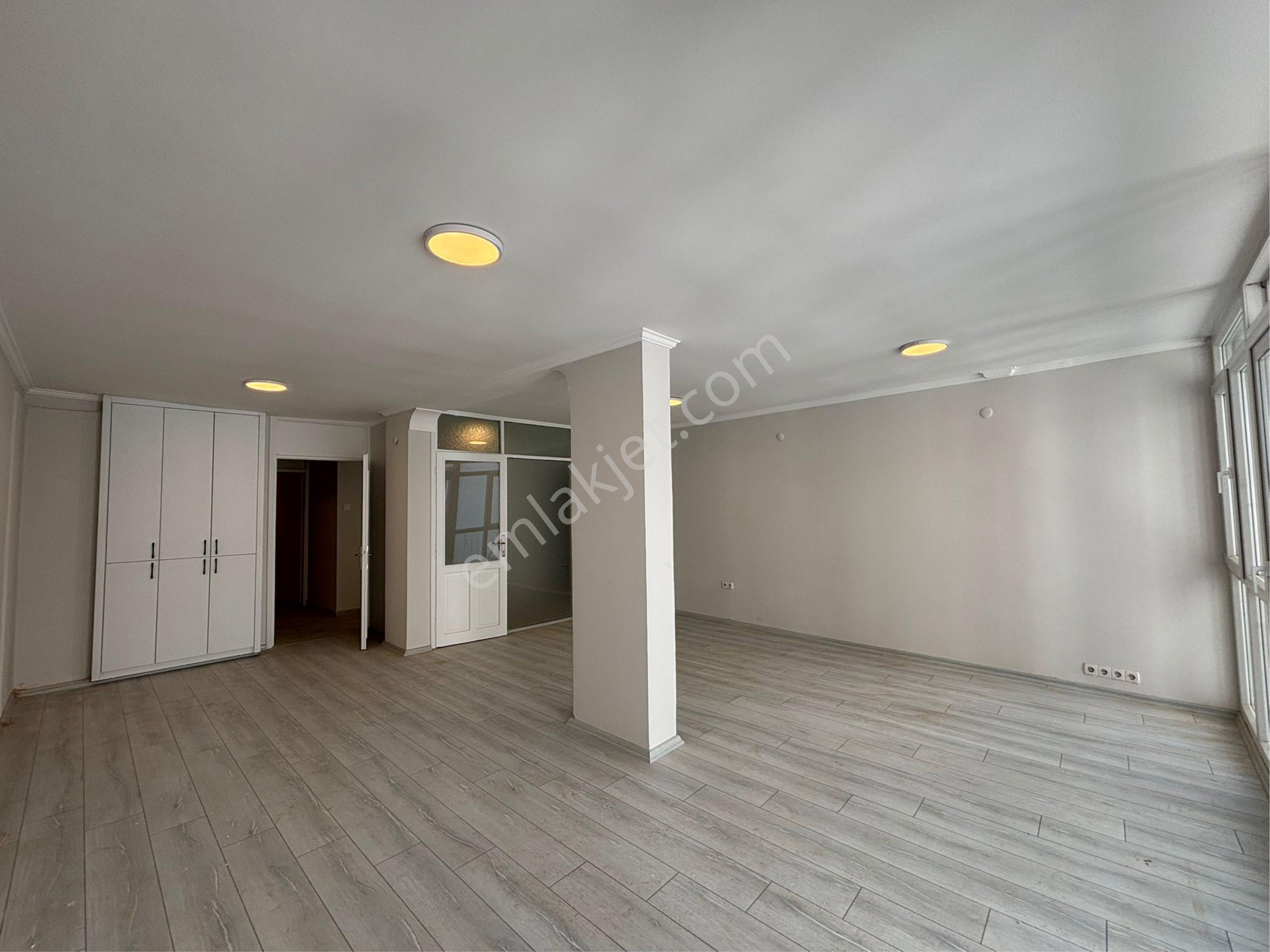 Alsancak Talatpaşa Bulvarında 1+1 4.kat Masrafsız Kiralık Daire! - Görsel 13